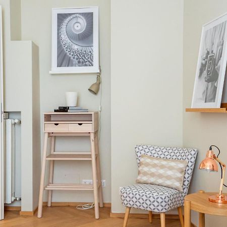 Cozy two-bedrooms apartment in Pasteur district Milan Extérieur photo