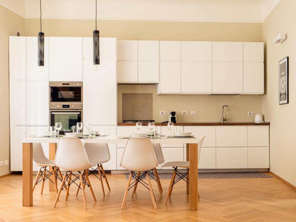 Cozy two-bedrooms apartment in Pasteur district Milan Extérieur photo