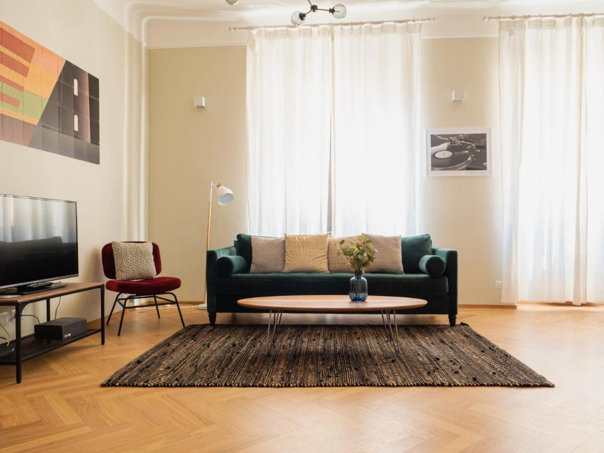 Cozy two-bedrooms apartment in Pasteur district Milan Extérieur photo
